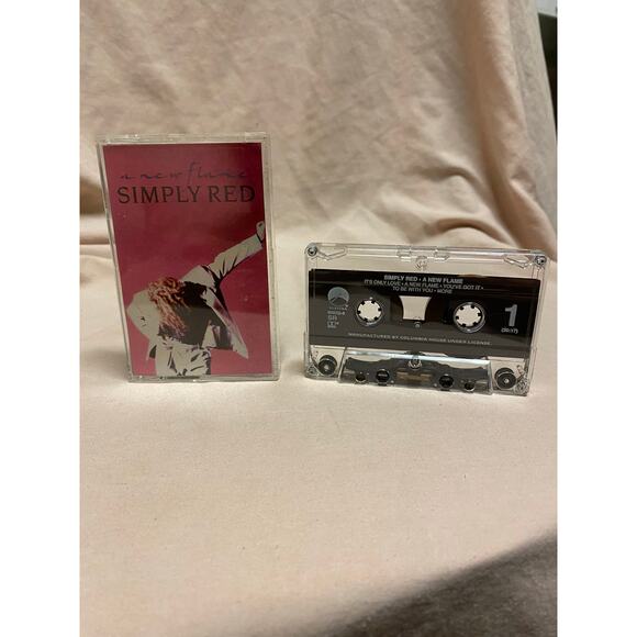 A New Flame by Simply Red Cassette, Feb-1989, Elektra Label Tested - Picture 1 of 2